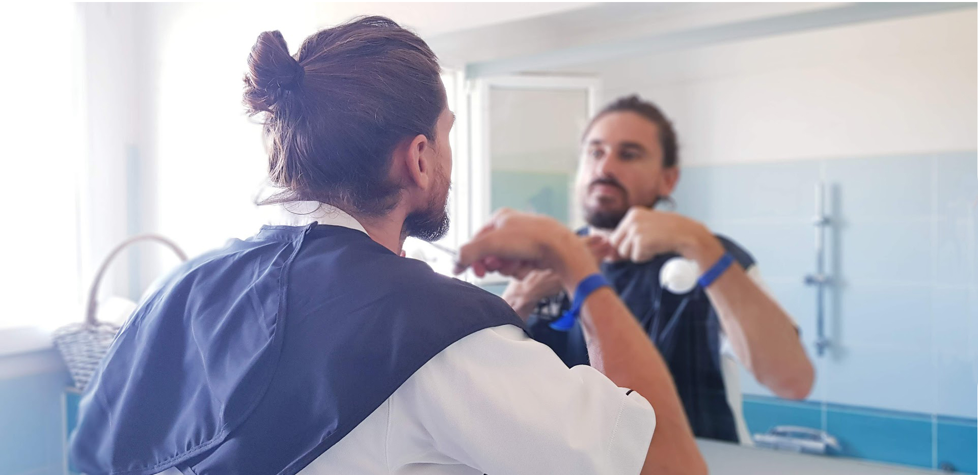 Homme Tablier à barbe bavoir de récupération avec ventouses rasage barbe  cheveux