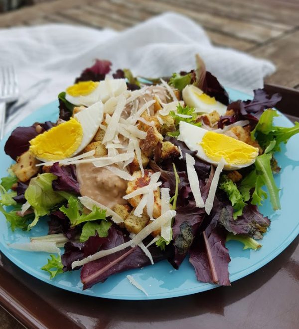 Ma Chocolatine - Salade César au poulet mariné